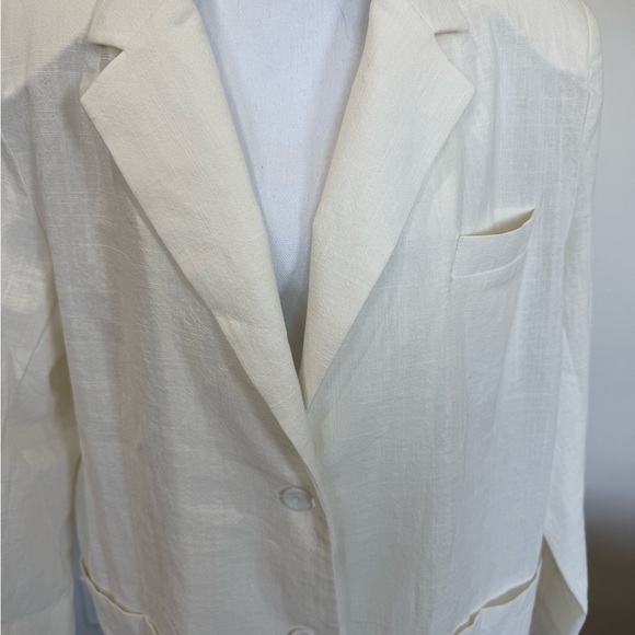 Storets Two Button Oversized Blazer Size S/M Minimalist Chic Contemporary - Picture 7 of 9